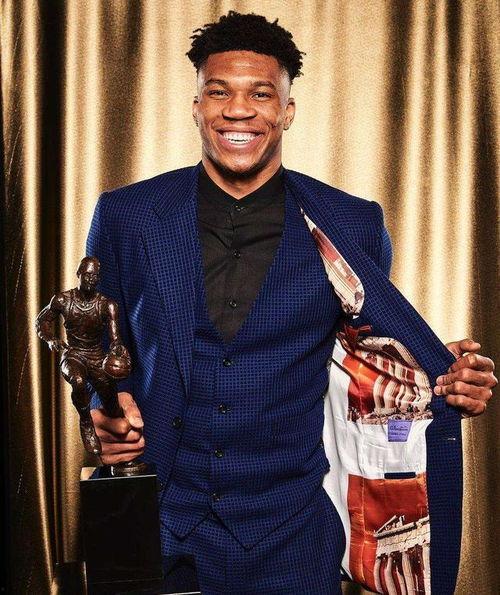 明星少雄,星光璀璨的演艺之路