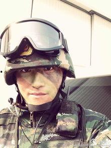 穿军服图片,致敬我国英勇战士的荣耀瞬间